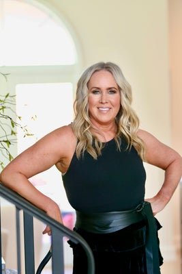 Portrait of Hollie Kee, REALTOR®